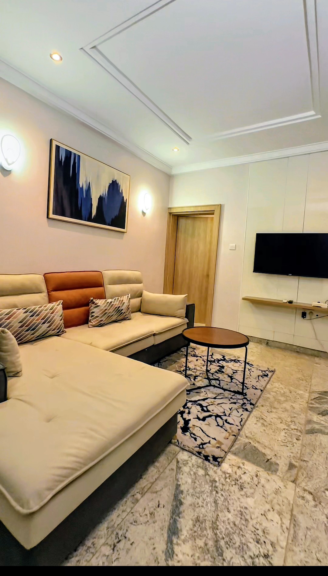 A STUNNING 2 BEDROOM APARTMENT IN IKATE, LEKKI