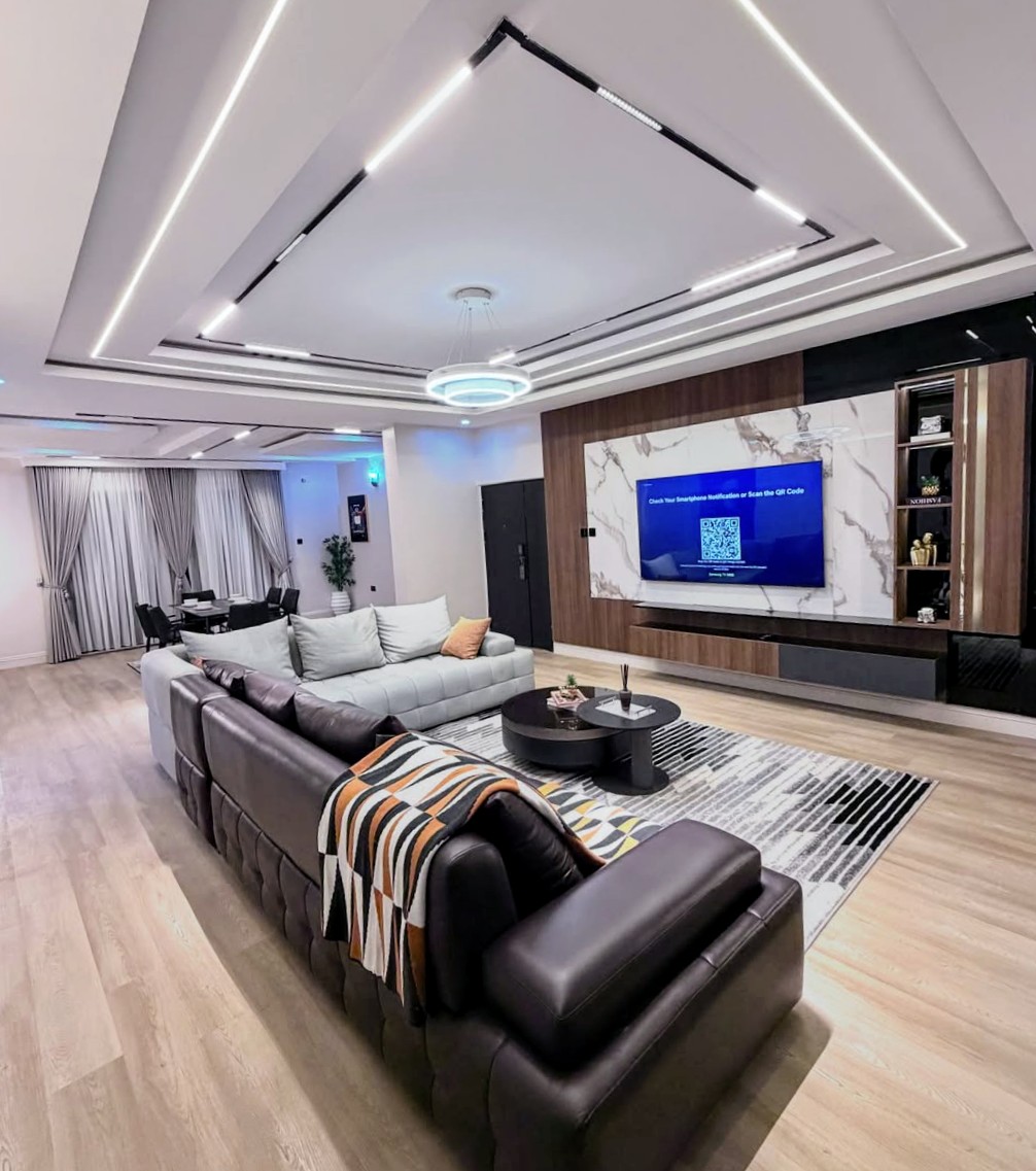 A BEAUTIFUL AND SPACIOUS THREE BEDROOM IN WUYE, ABUJA.